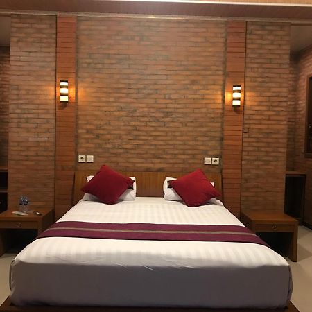 Lotus 2 Guest House Magelang Kültér fotó