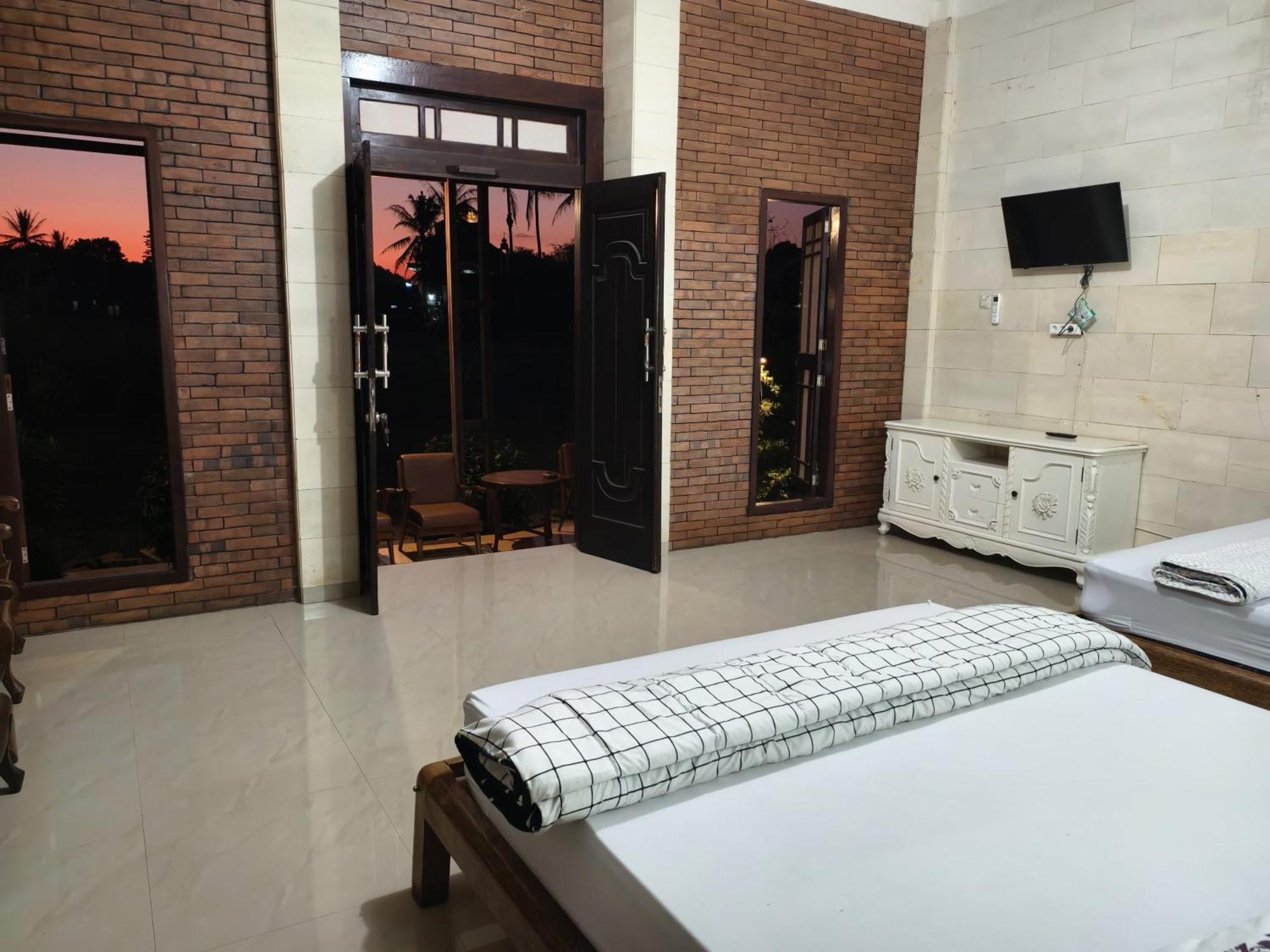 Lotus 2 Guest House Magelang Kültér fotó